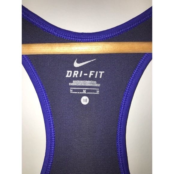 Nike tank top / built in bra - Picture 3 of 3